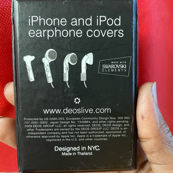 iPhone covers that bling! - Picture 2 of 2